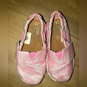 Toms shoes toddler girl